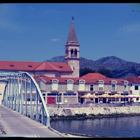 Гостевой дом Delta Opuzen (Dubrovnik-Neretva)